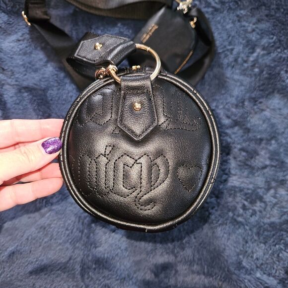 JUICY COUTURE Pull Roll Embroidered Crossbody Bag NWT - Picture 4 of 7